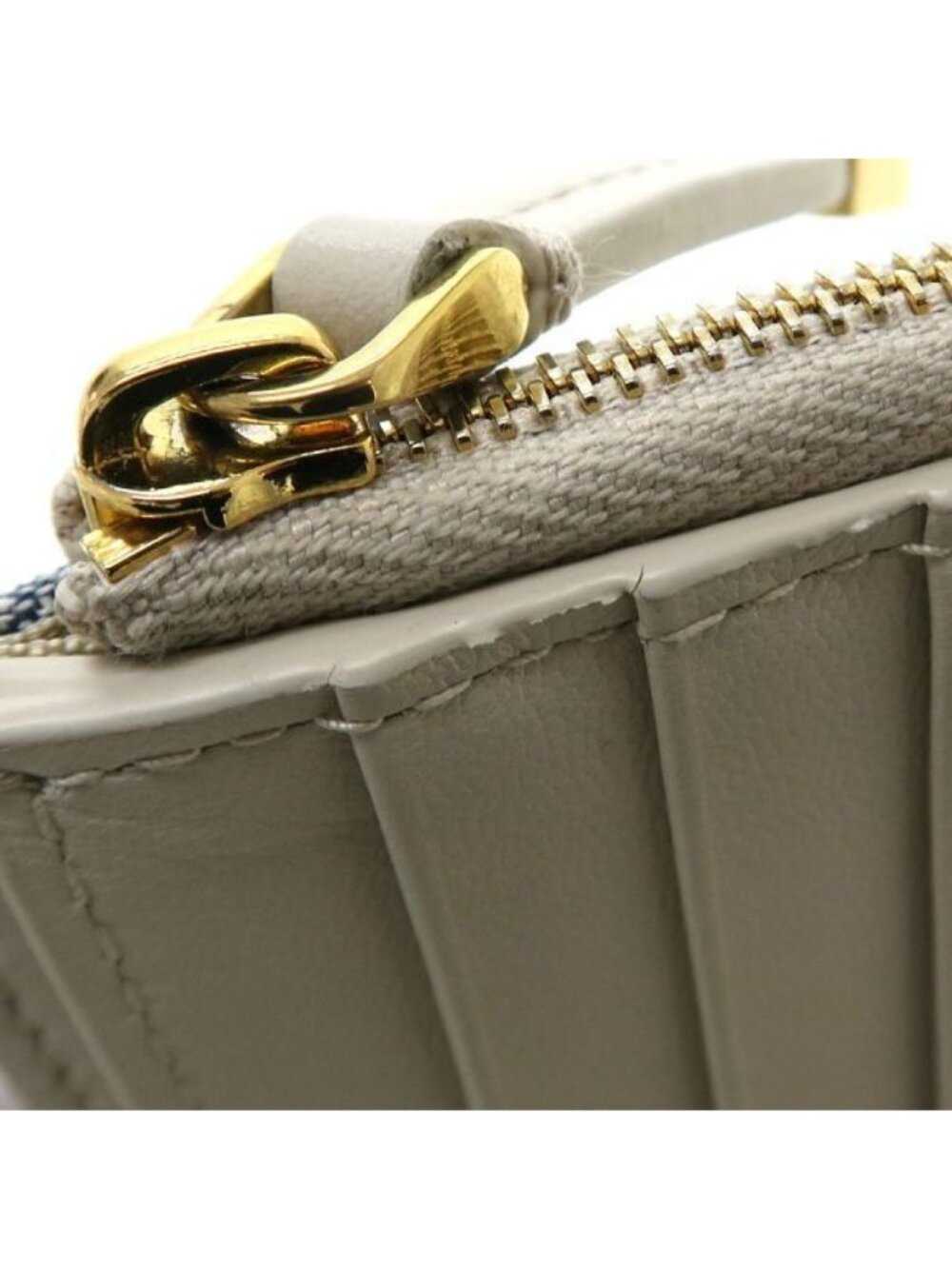 Dior 30 Montaigne Dahlia Wallet Handbag - Picture 4 of 9